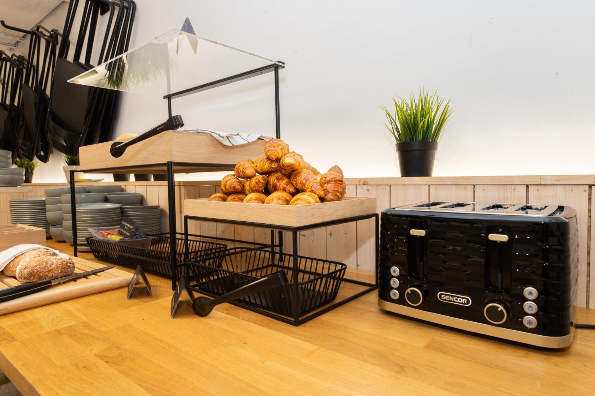 Hektor Design Hostel Tartu Ngoại thất bức ảnh